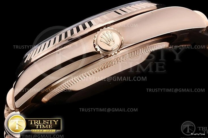 0404 RDD0219G – DayDate 36mm Practical 693